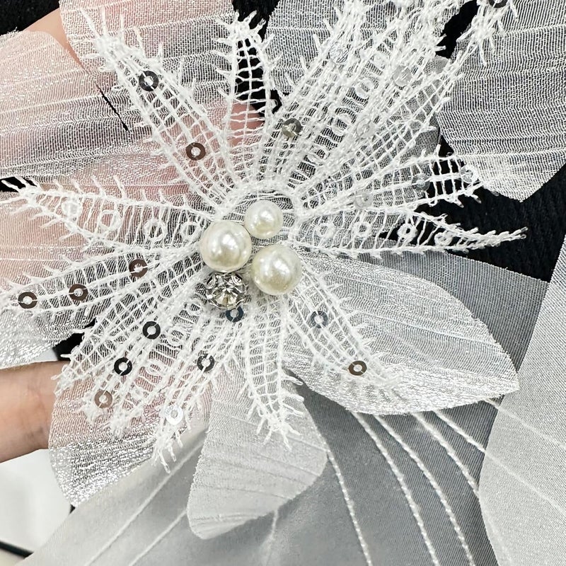 JRYYR Flower Lace Appliques, 3D Embroidery Patches for Dresses, Flower Appliques for Clothing, Bags, Jewelry DIY Crafts (White-1) - Image 3